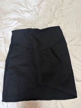 Divided Black Ribbed Pencil Skirt